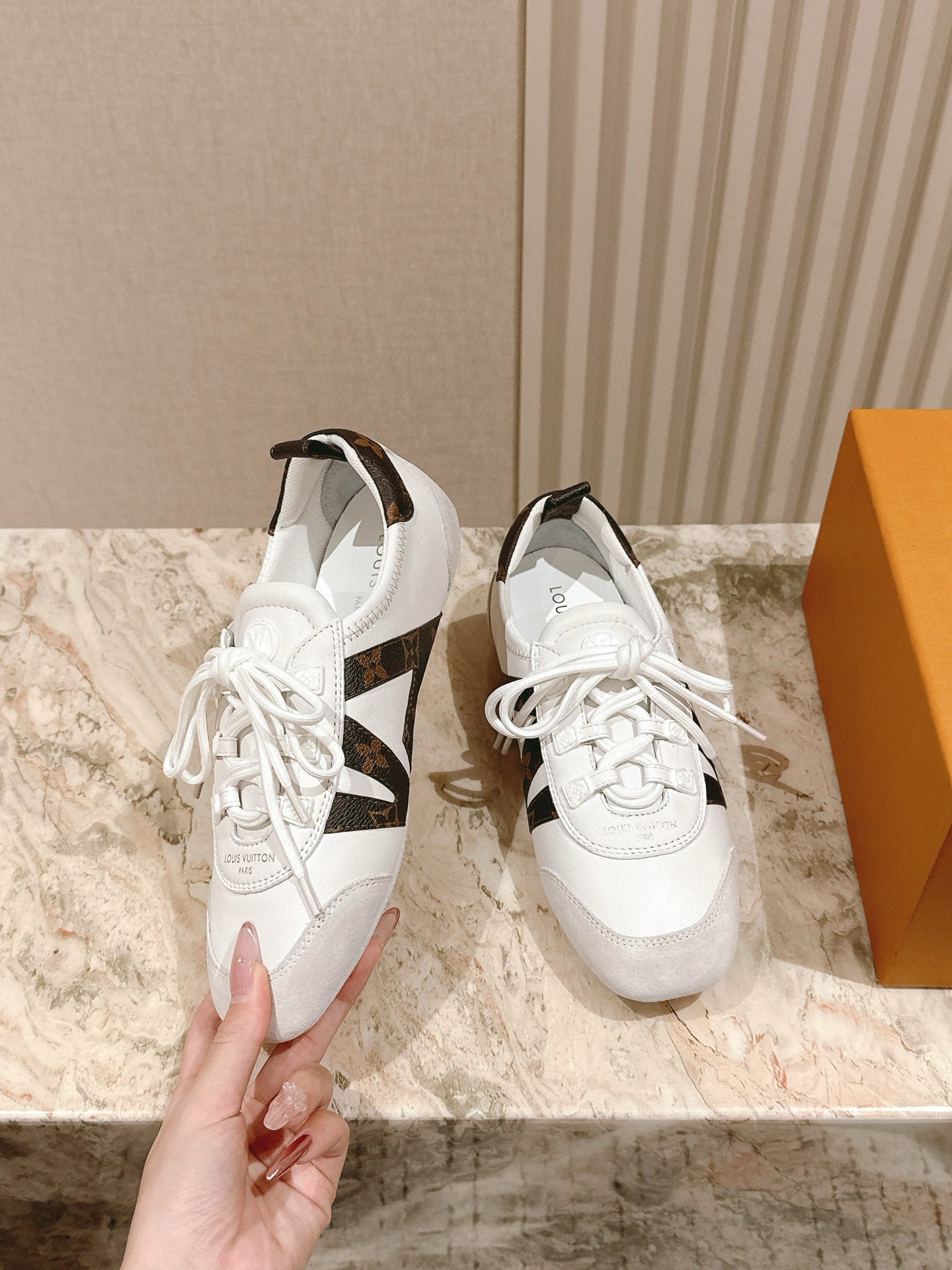 Sneakerina