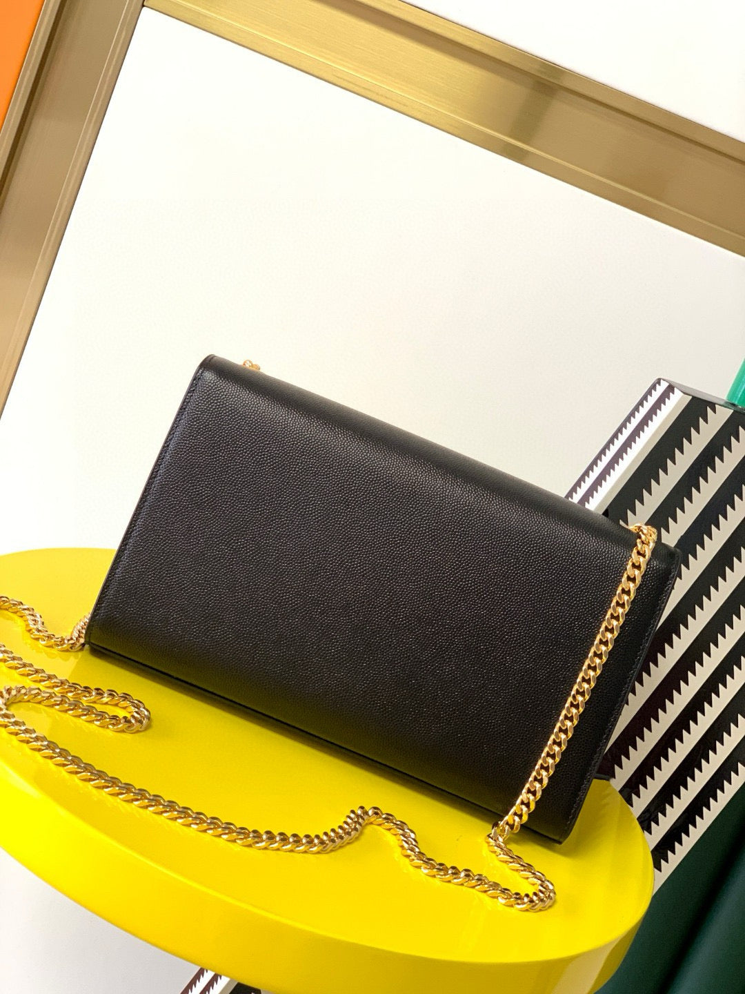 Yves Saint Laurent Kate Medium