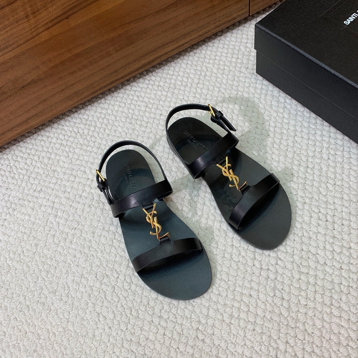 New Sandal