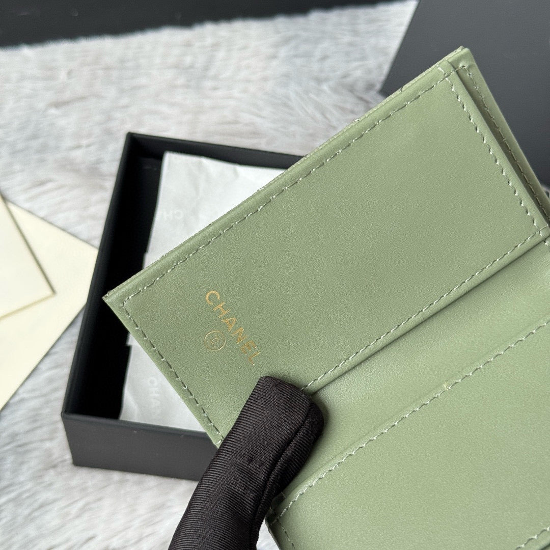 Classic Small Compact Wallet