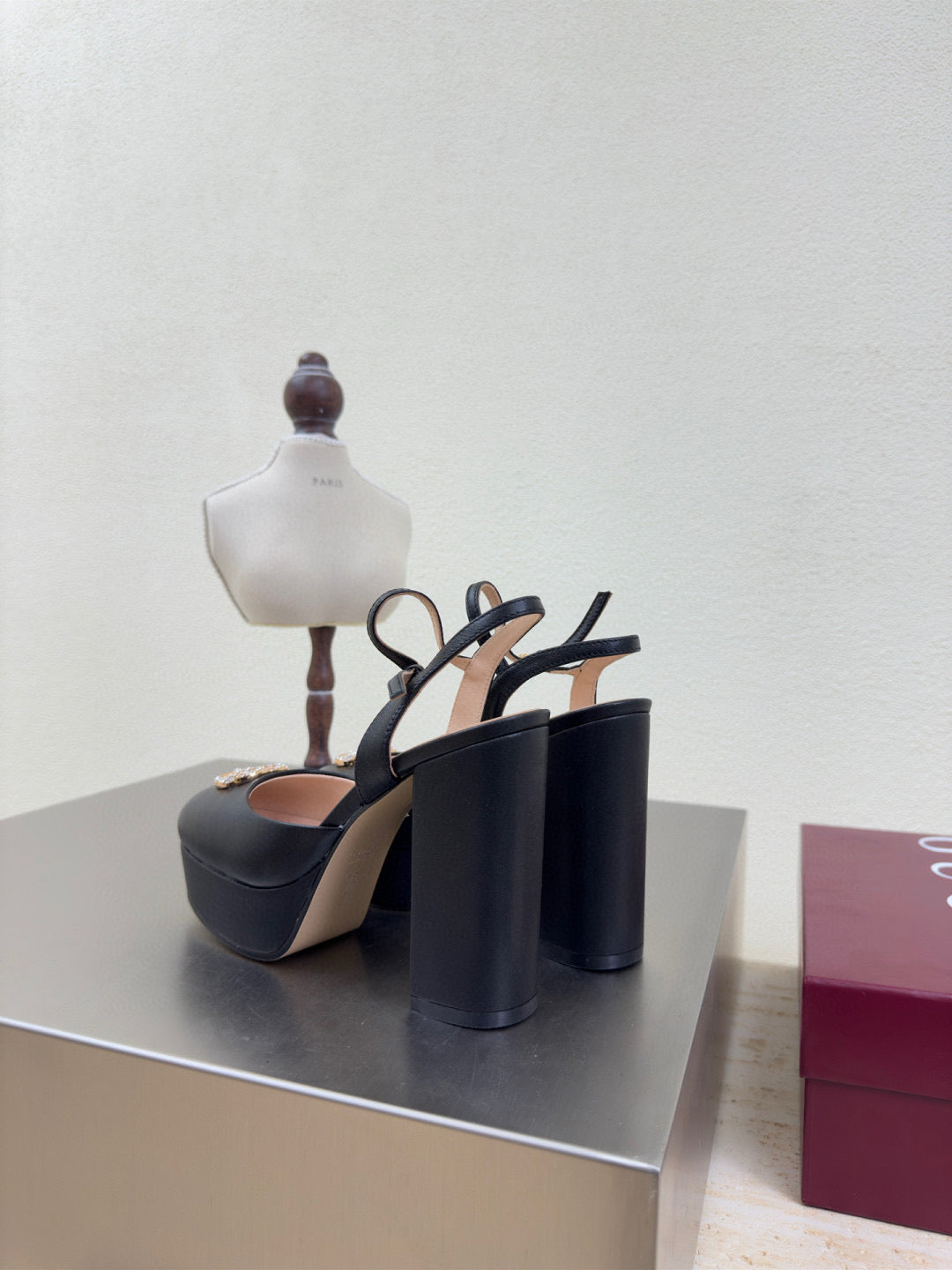 Gucci Gg Logo Platform