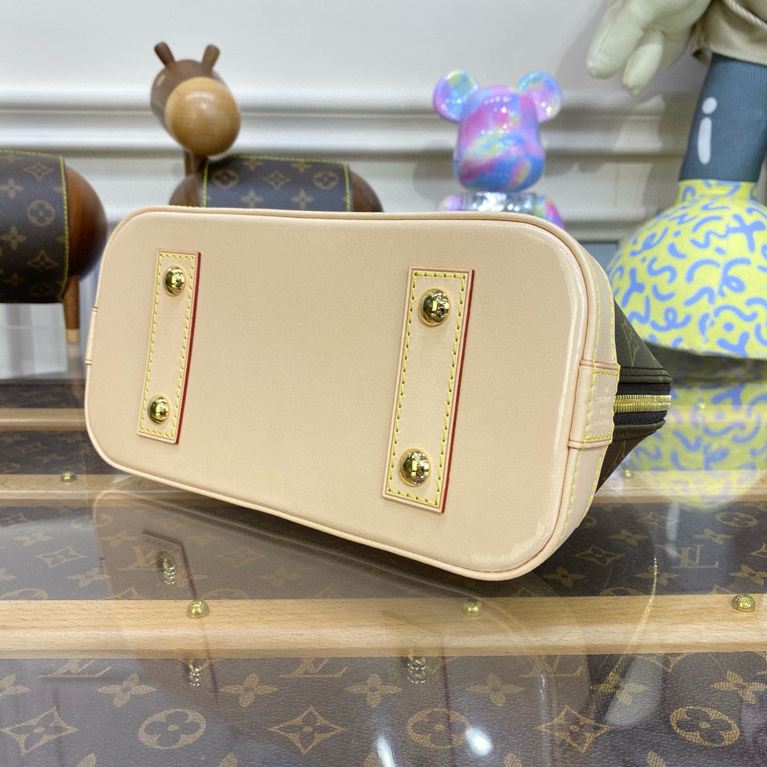 Louis Vuitton Alma BB