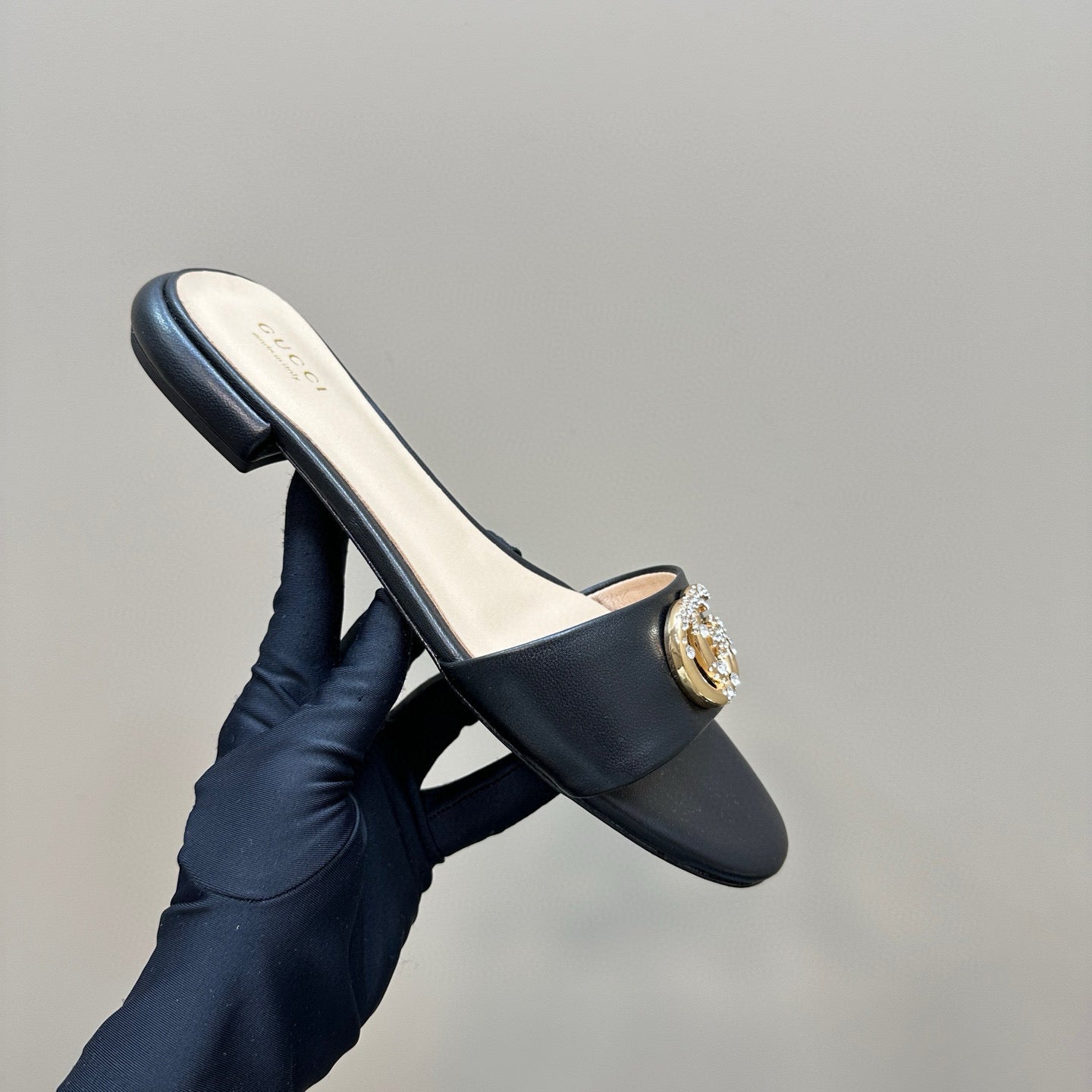 Gucci Gg Pearl Slipper