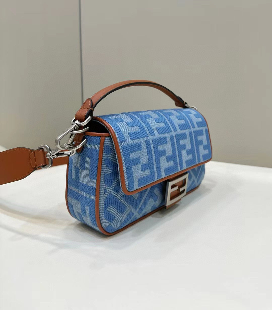 Fendi Baguette