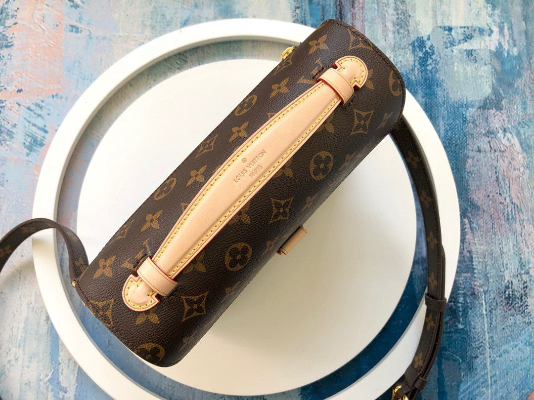 Louis Vuitton Pochette Metis