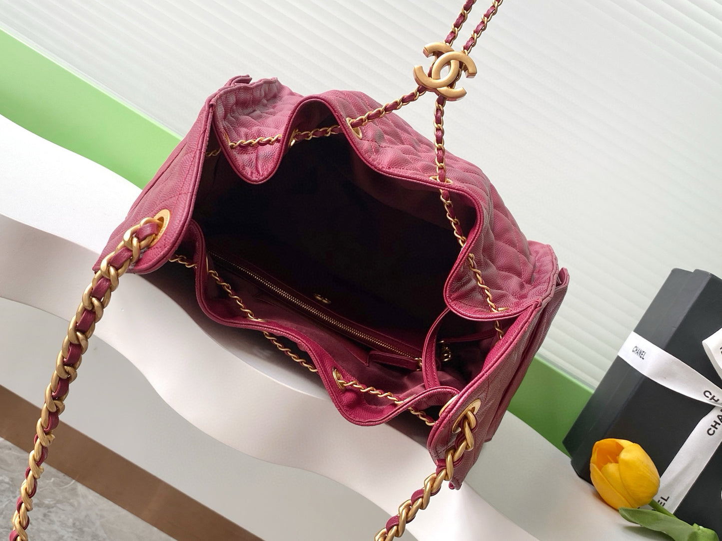 Large 25 Handbag
