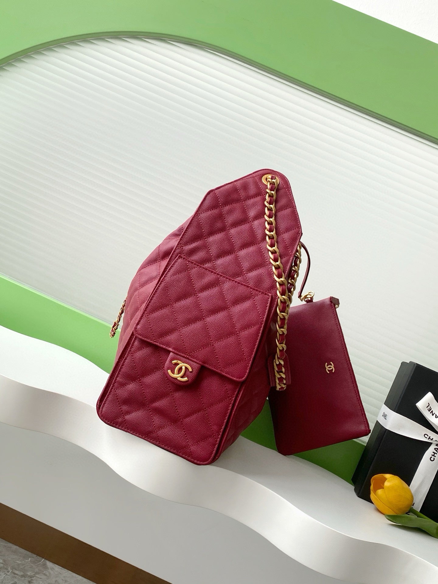 Large 25 Handbag