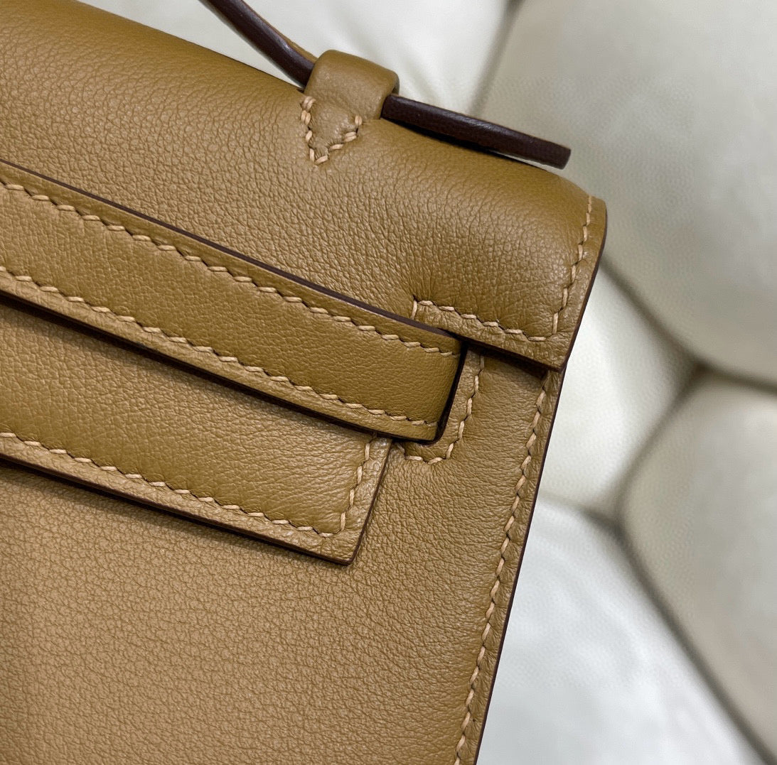 Hermes Kelly Pochette Swift