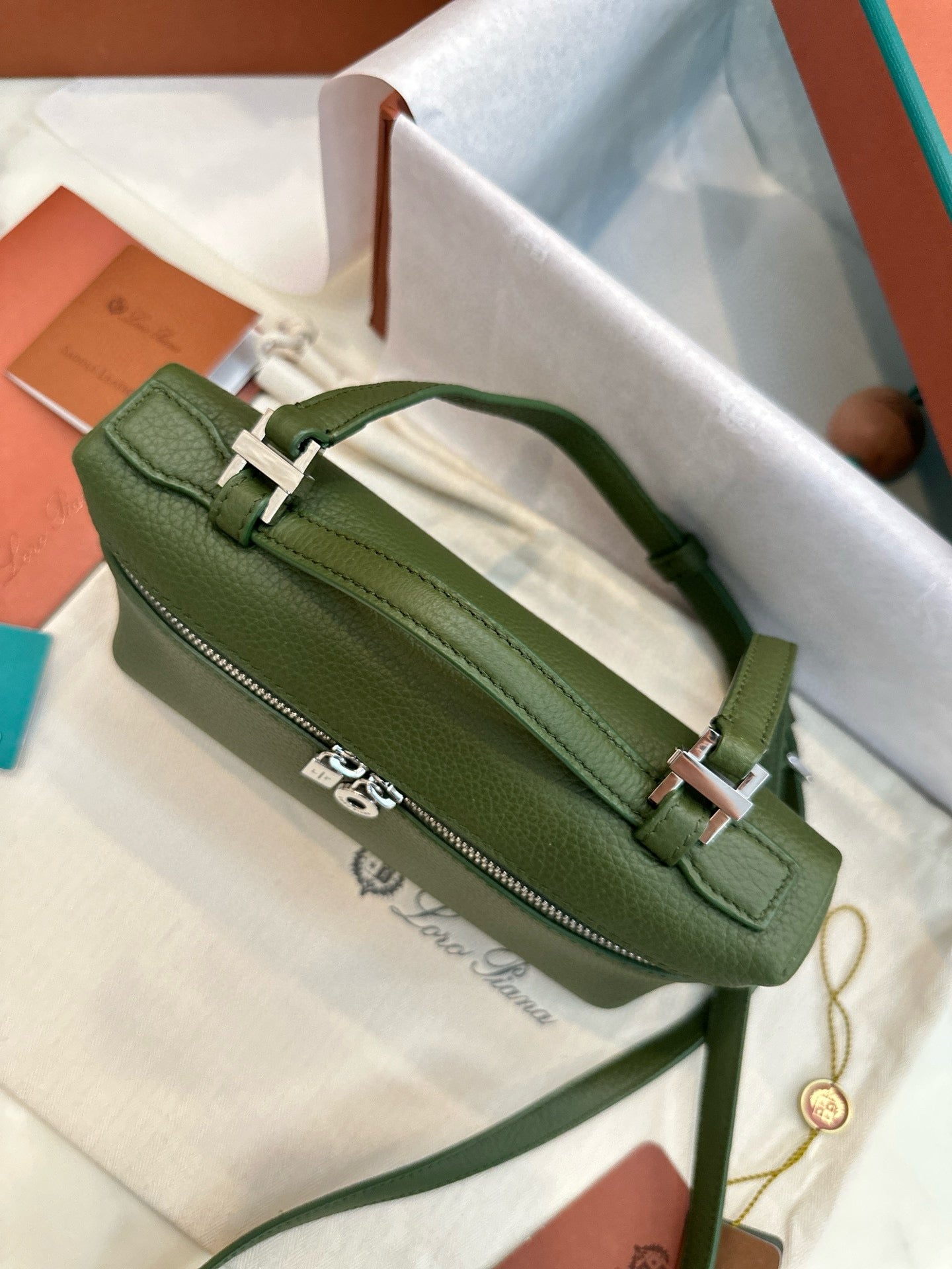 Loro Piana Extra Pocket L19