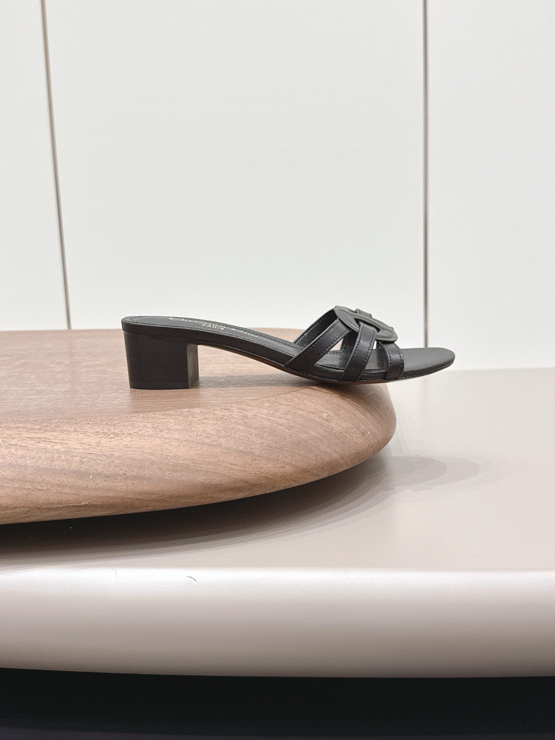 CD Slipper