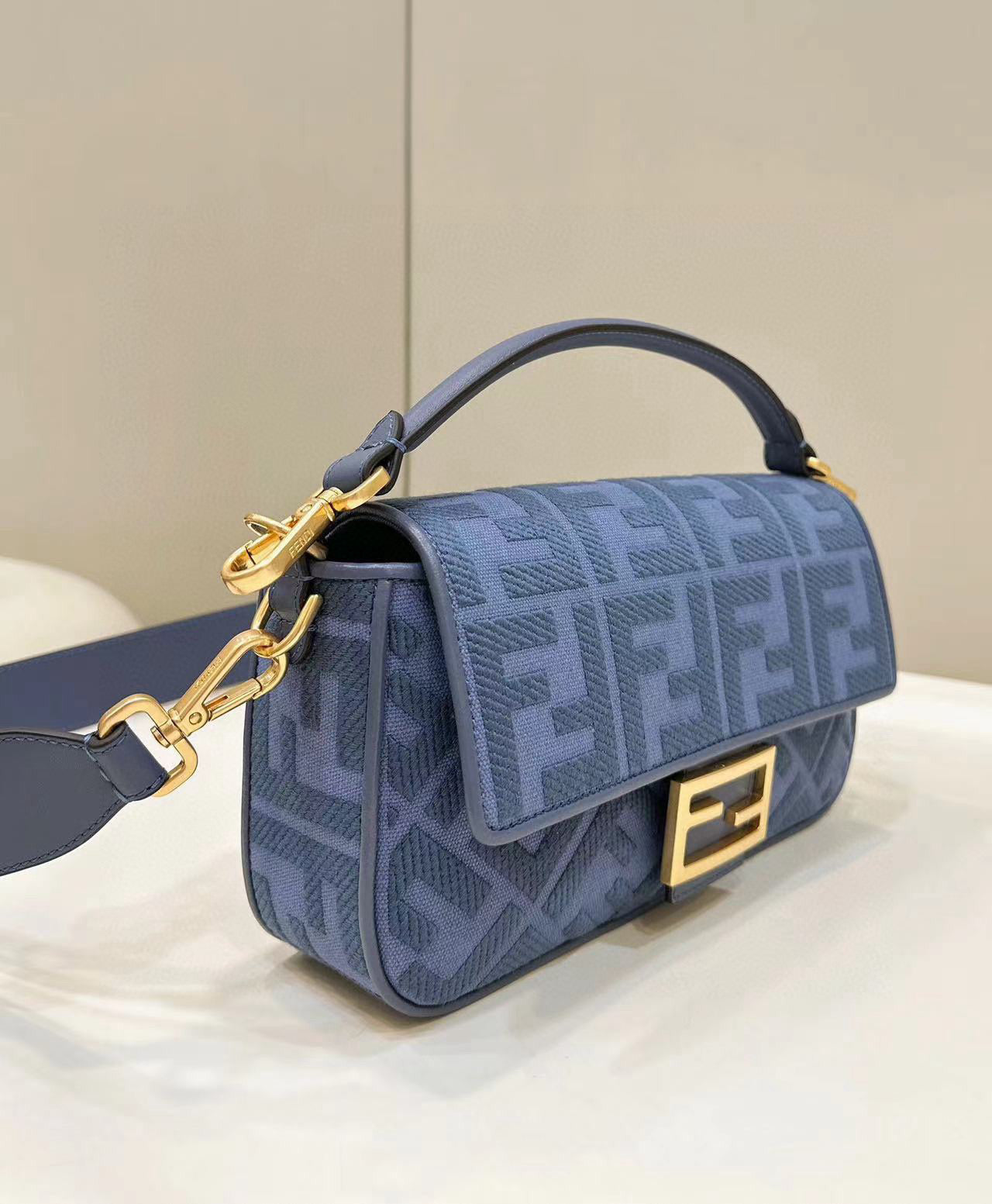 Fendi Baguette