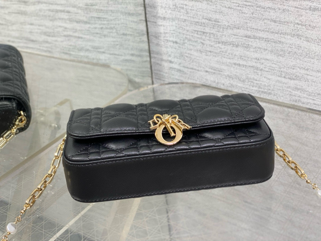 Talk Pouch Phone