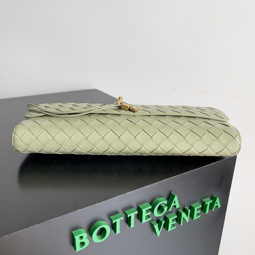 Bottega Veneta Andiamo Clutch