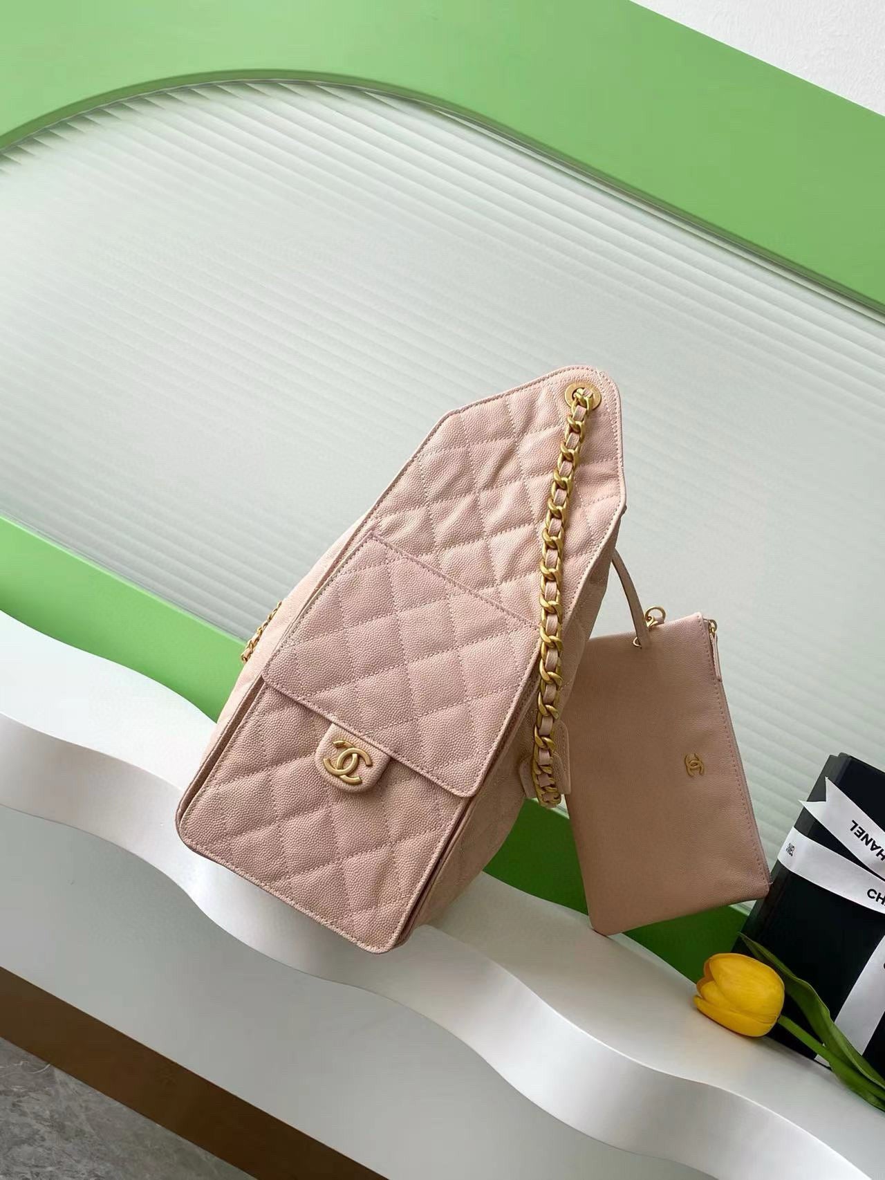 Large 25 Handbag