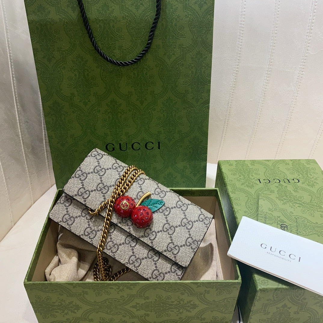 Gg Supreme Monogram Cherry