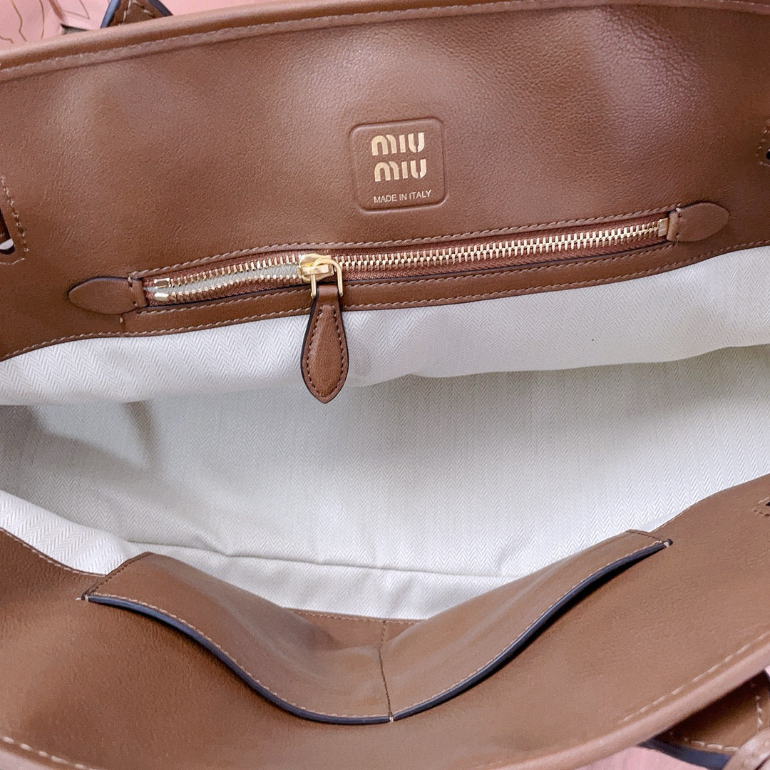 Miu Miu Adventure