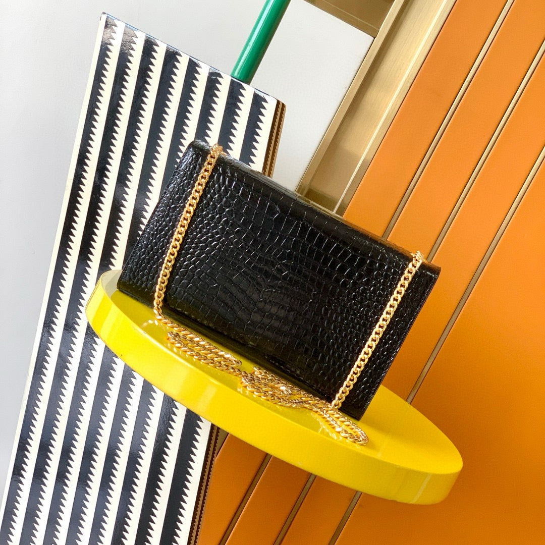 Yves Saint Laurent Kate Medium