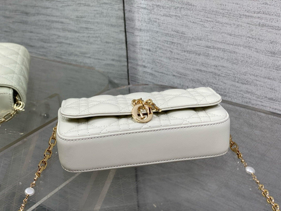 Talk Pouch Phone