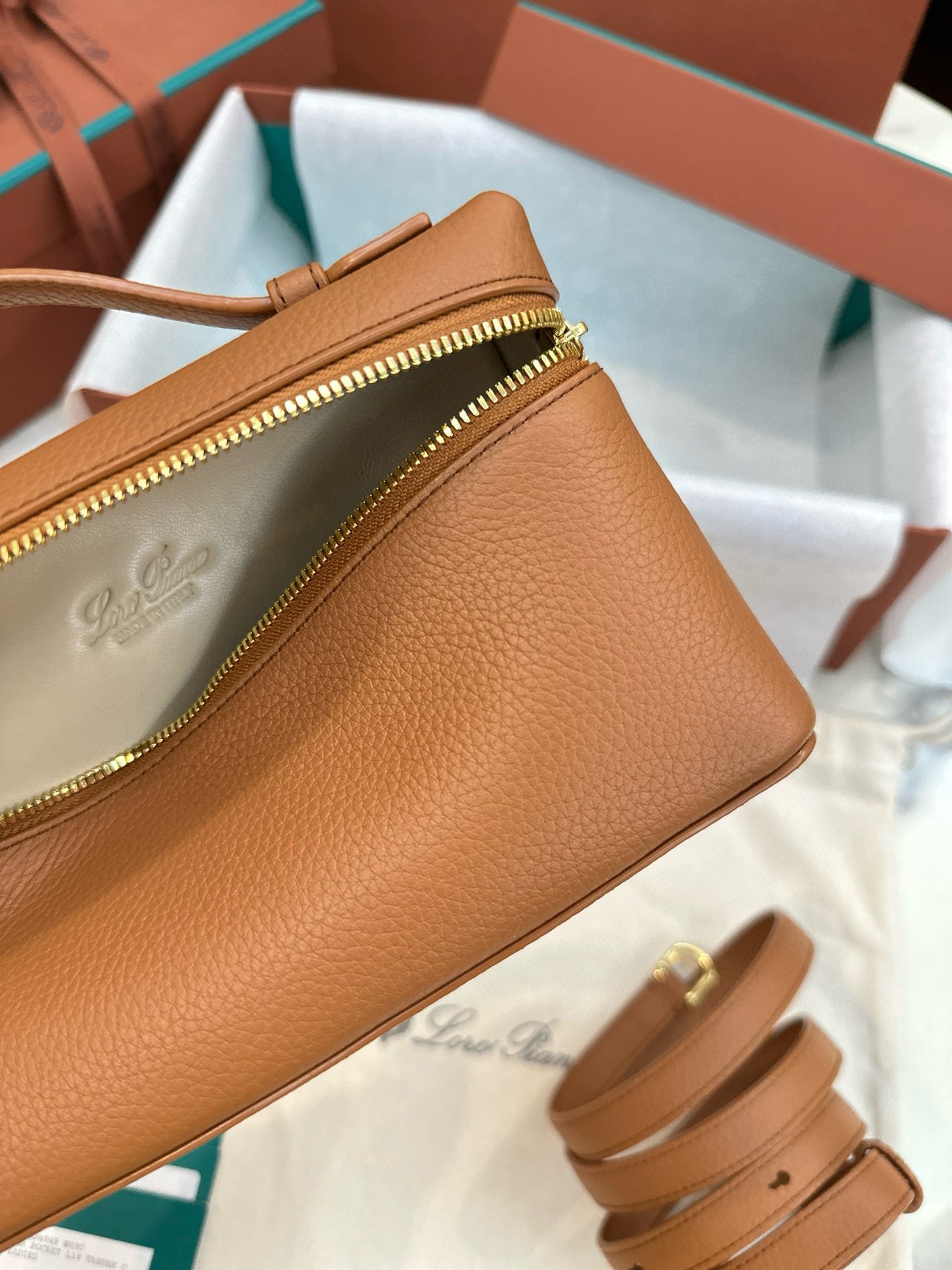 Loro Piana Extra Pocket L19