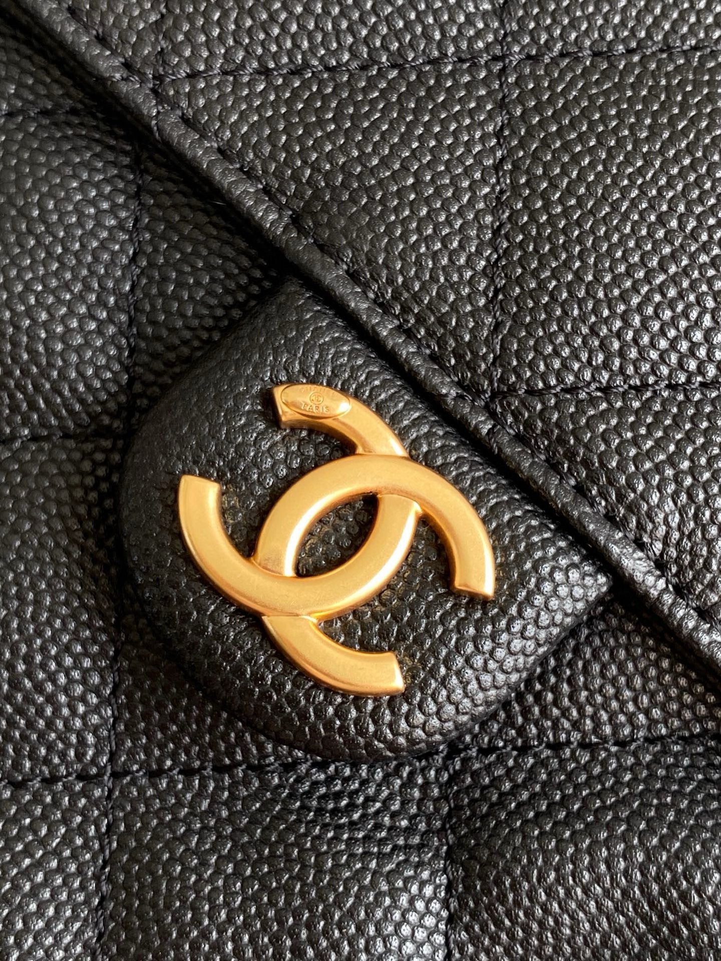 Large 25 Handbag