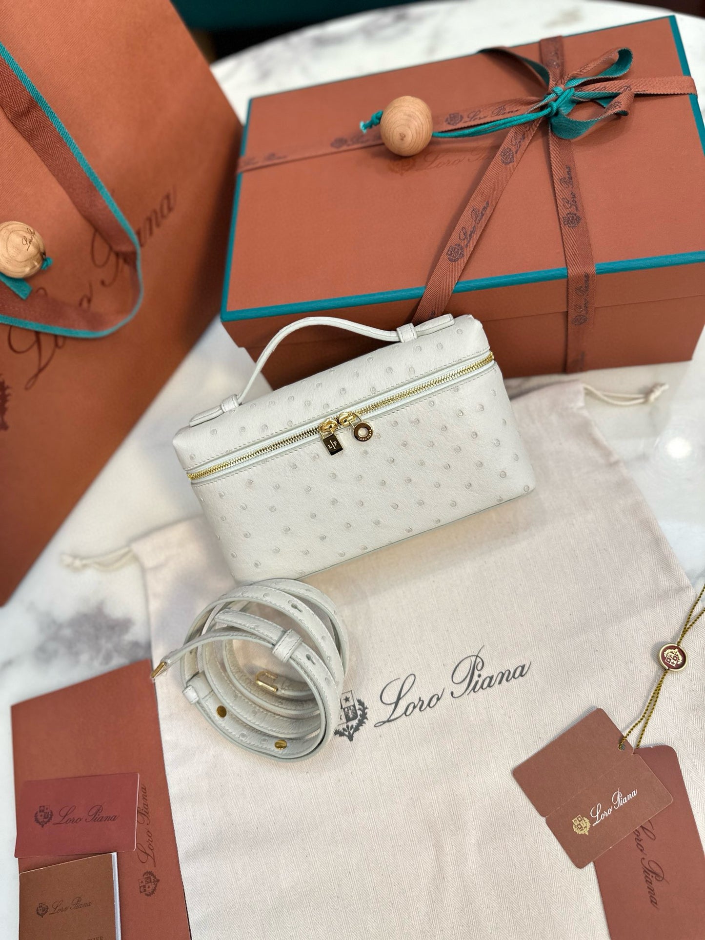 Loro Piana Extra Pocket L19 Ostrich