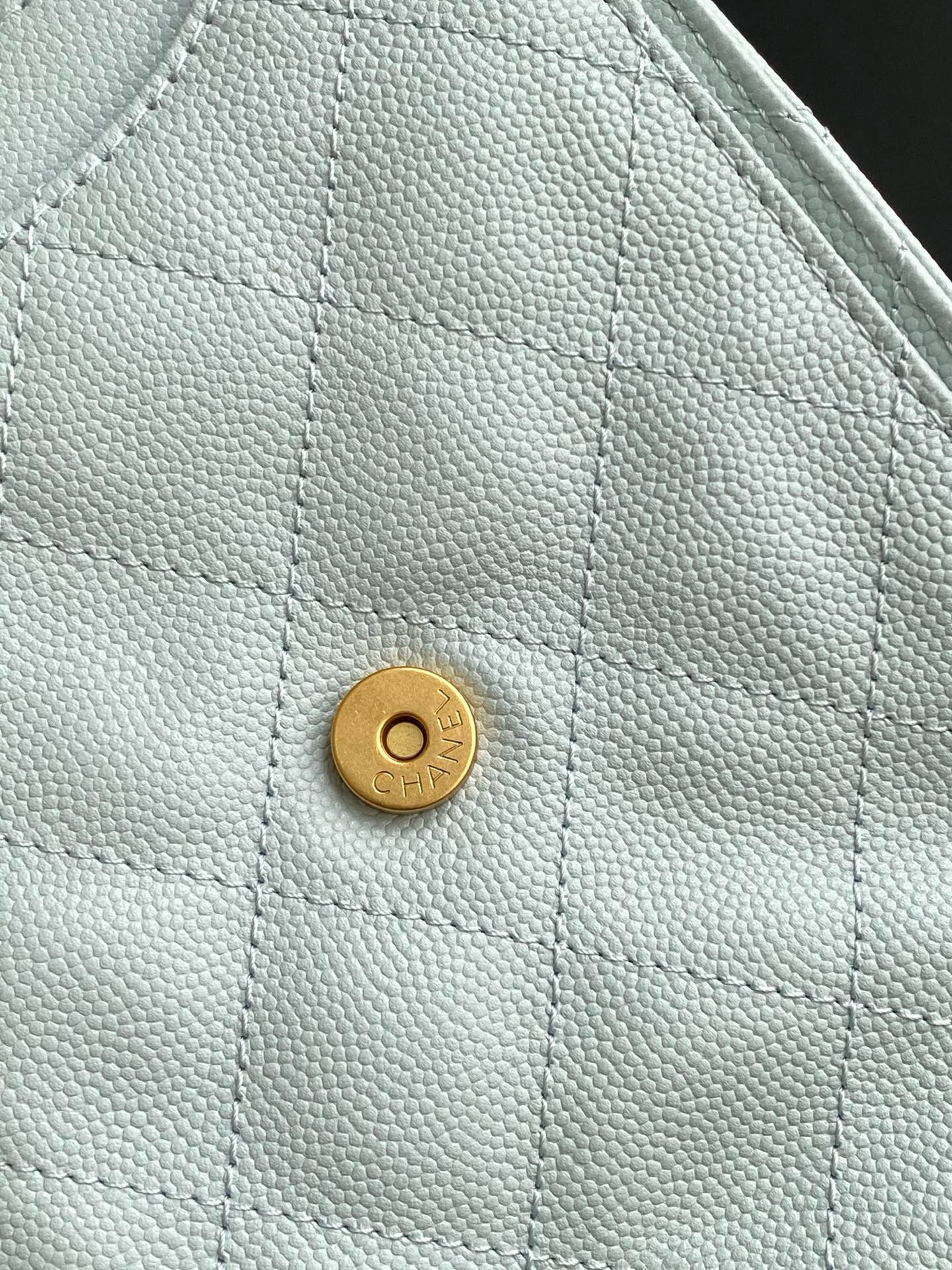 Large 25 Handbag