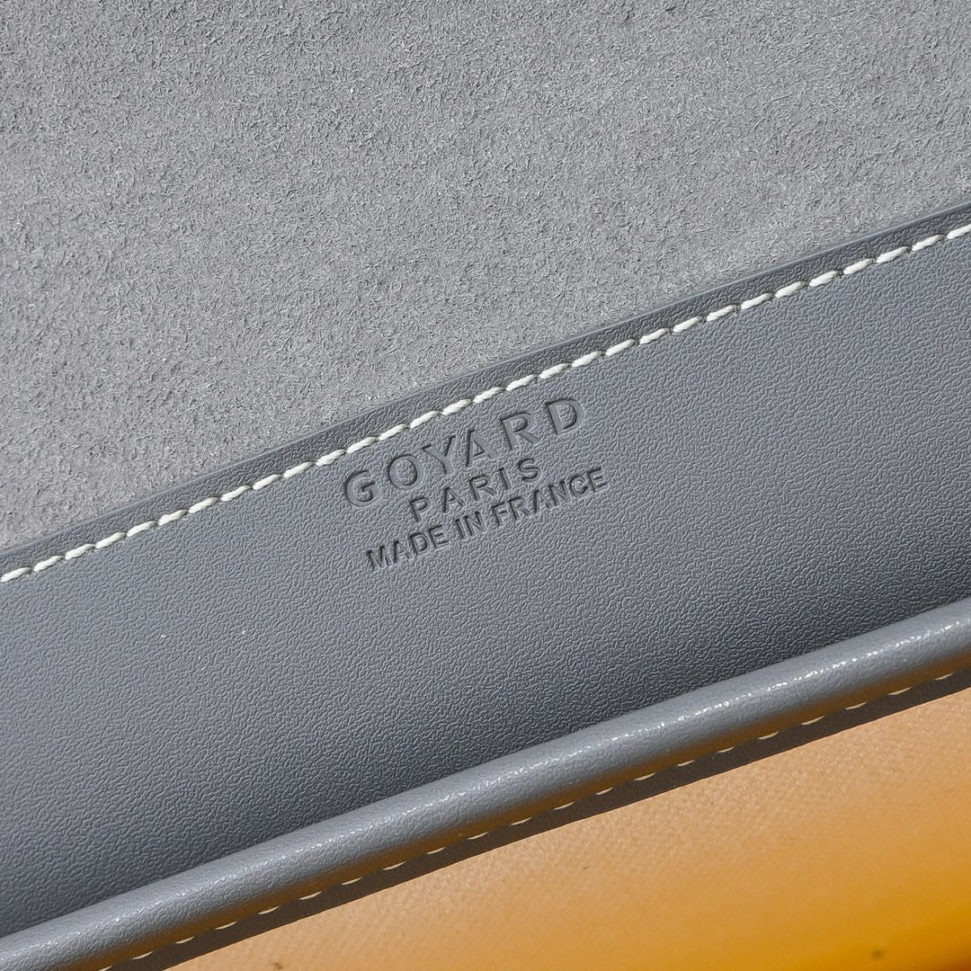 Gyrd Coursıer Messenger