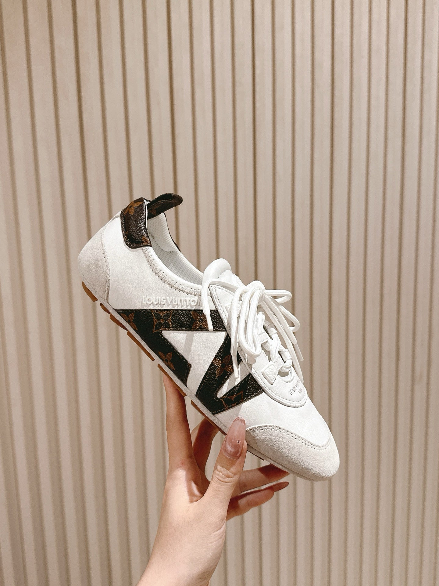 Sneakerina