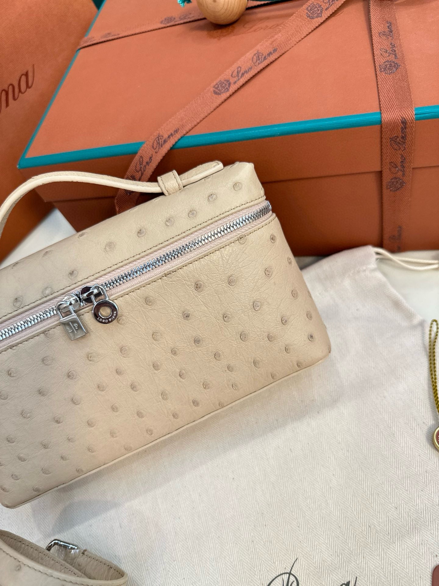 Loro Piana Extra Pocket L19 Ostrich