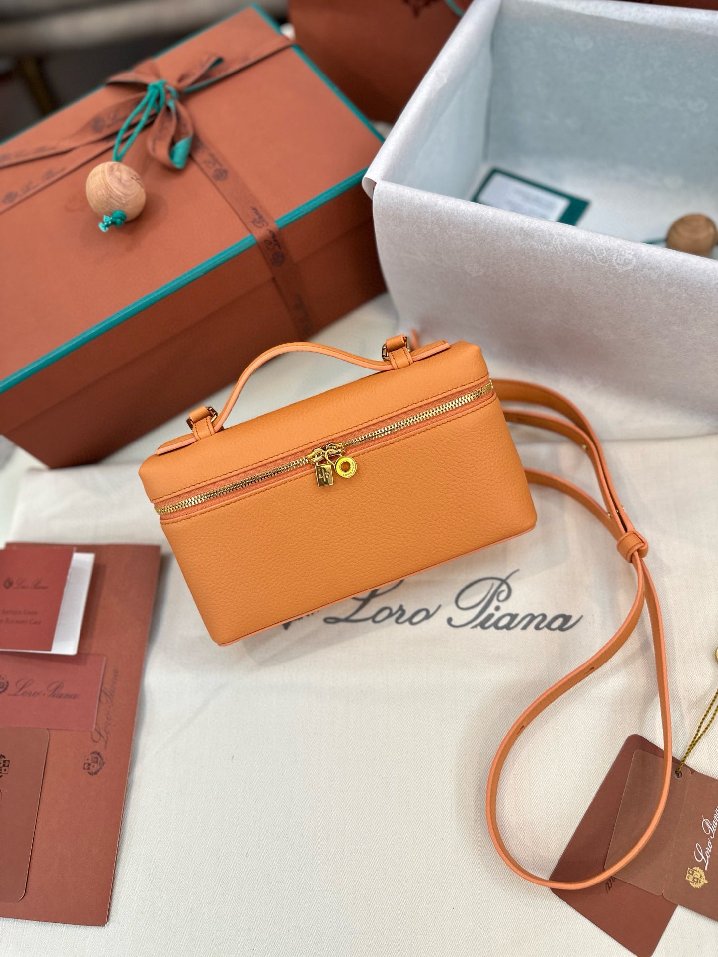 Loro Piana Extra Pocket L19