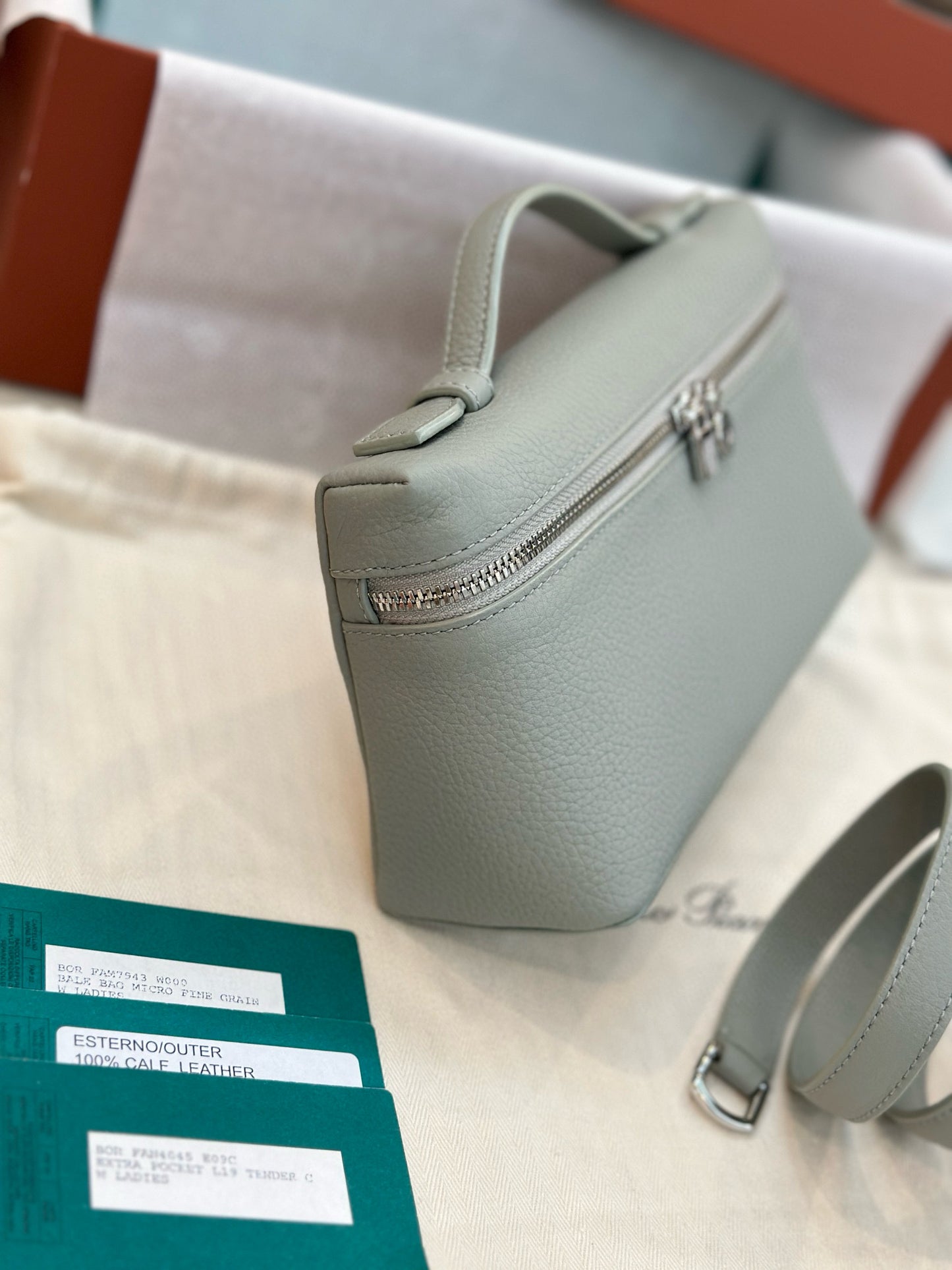 Loro Piana Extra Pocket L19