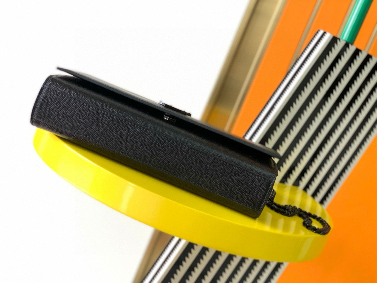 Yves Saint Laurent Kate Medium