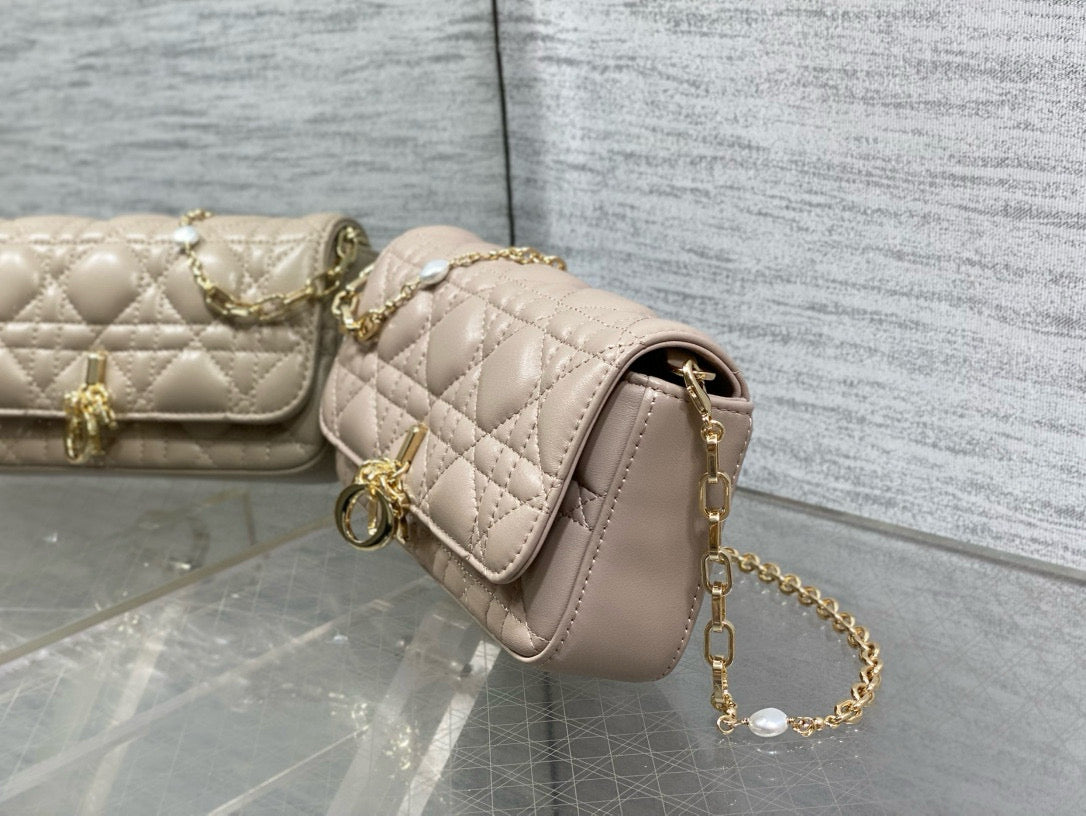 Talk Pouch Phone