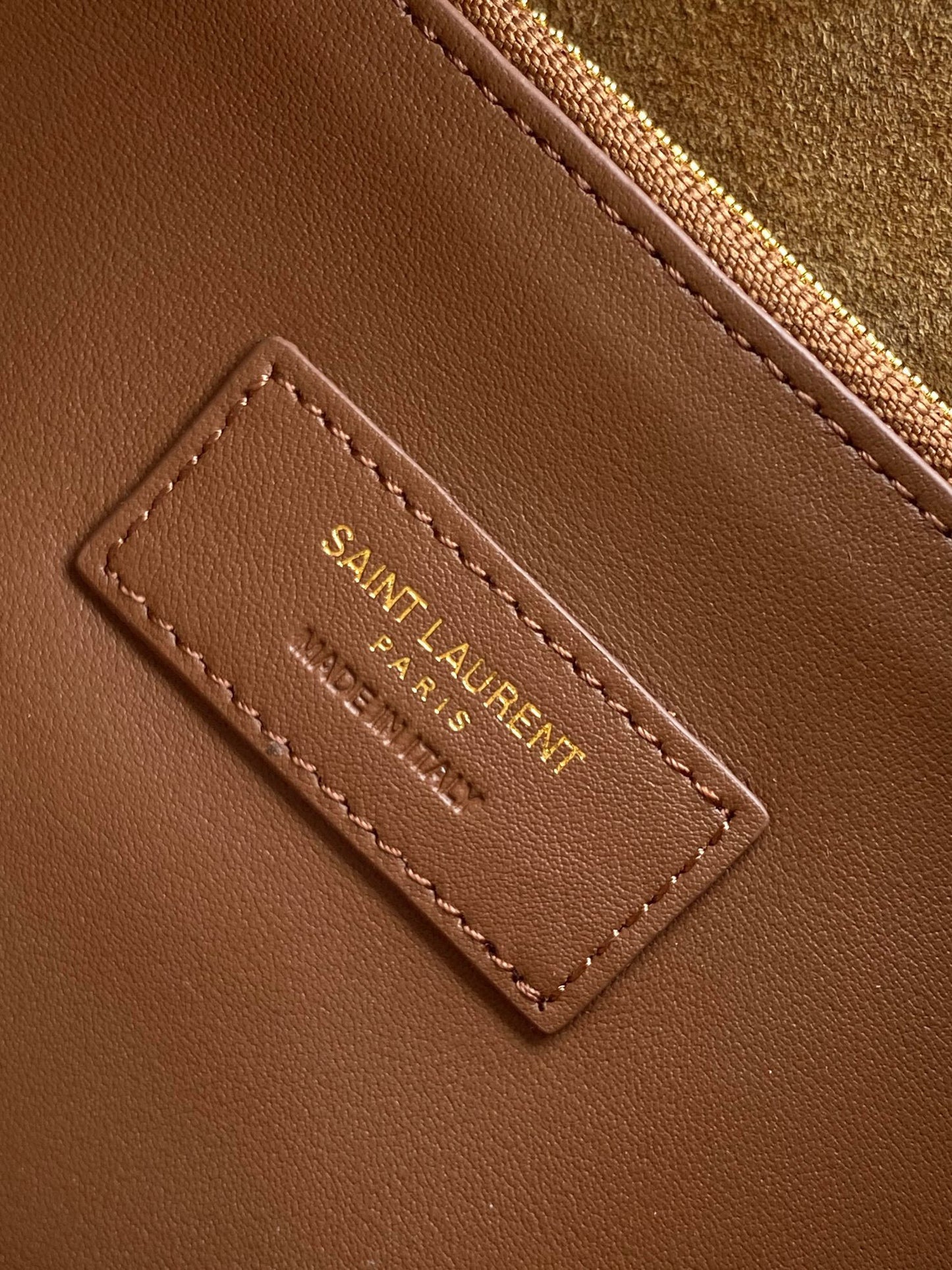 Yves Saint Lauren LE 5A7 Hobo