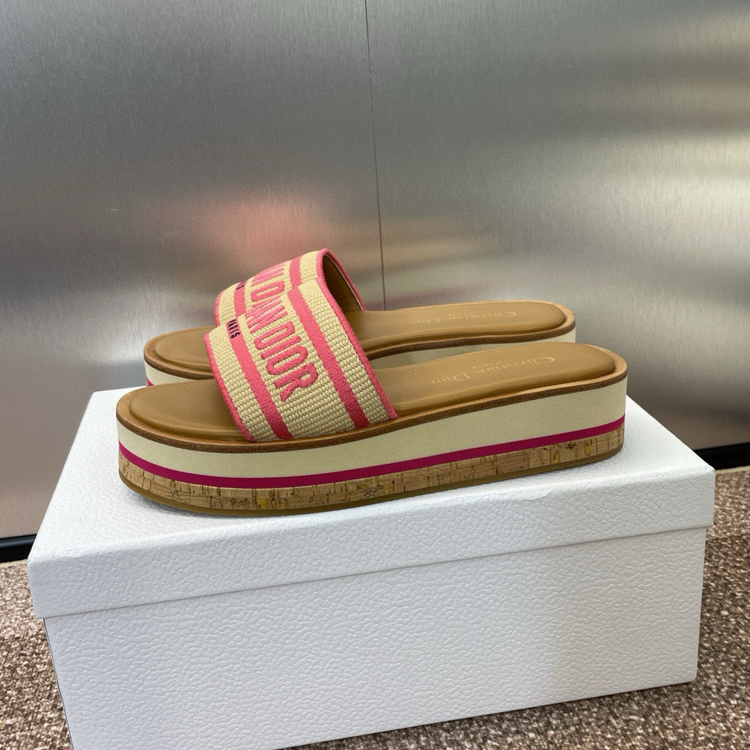 CD Ivıeta Dway Slide