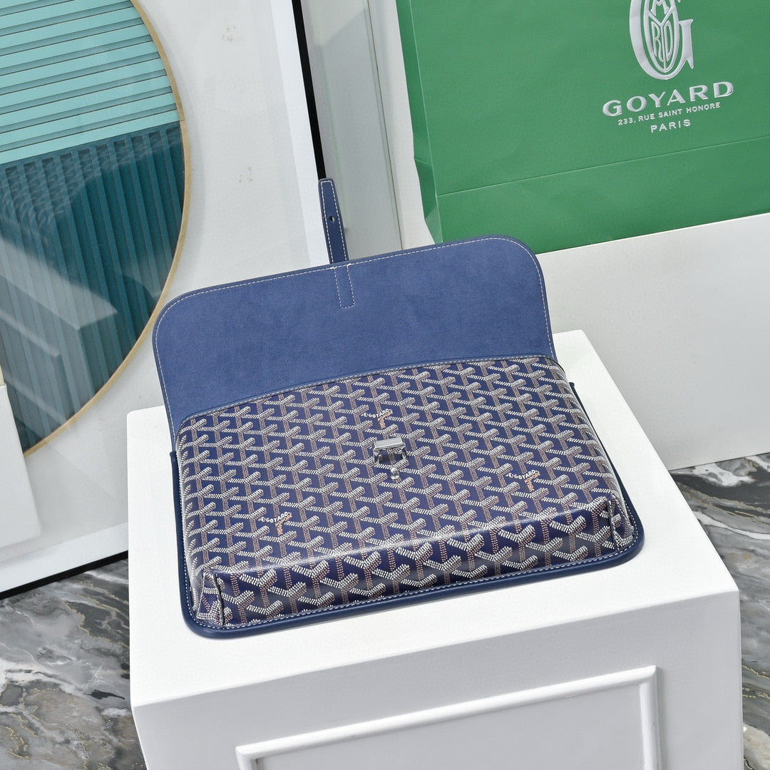 Gyrd Coursıer Messenger