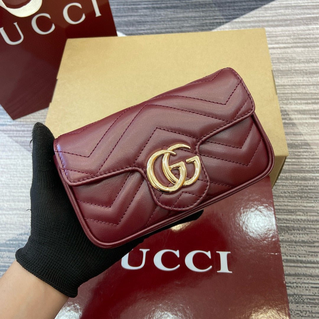 Gucci GG Marmont Super Mini