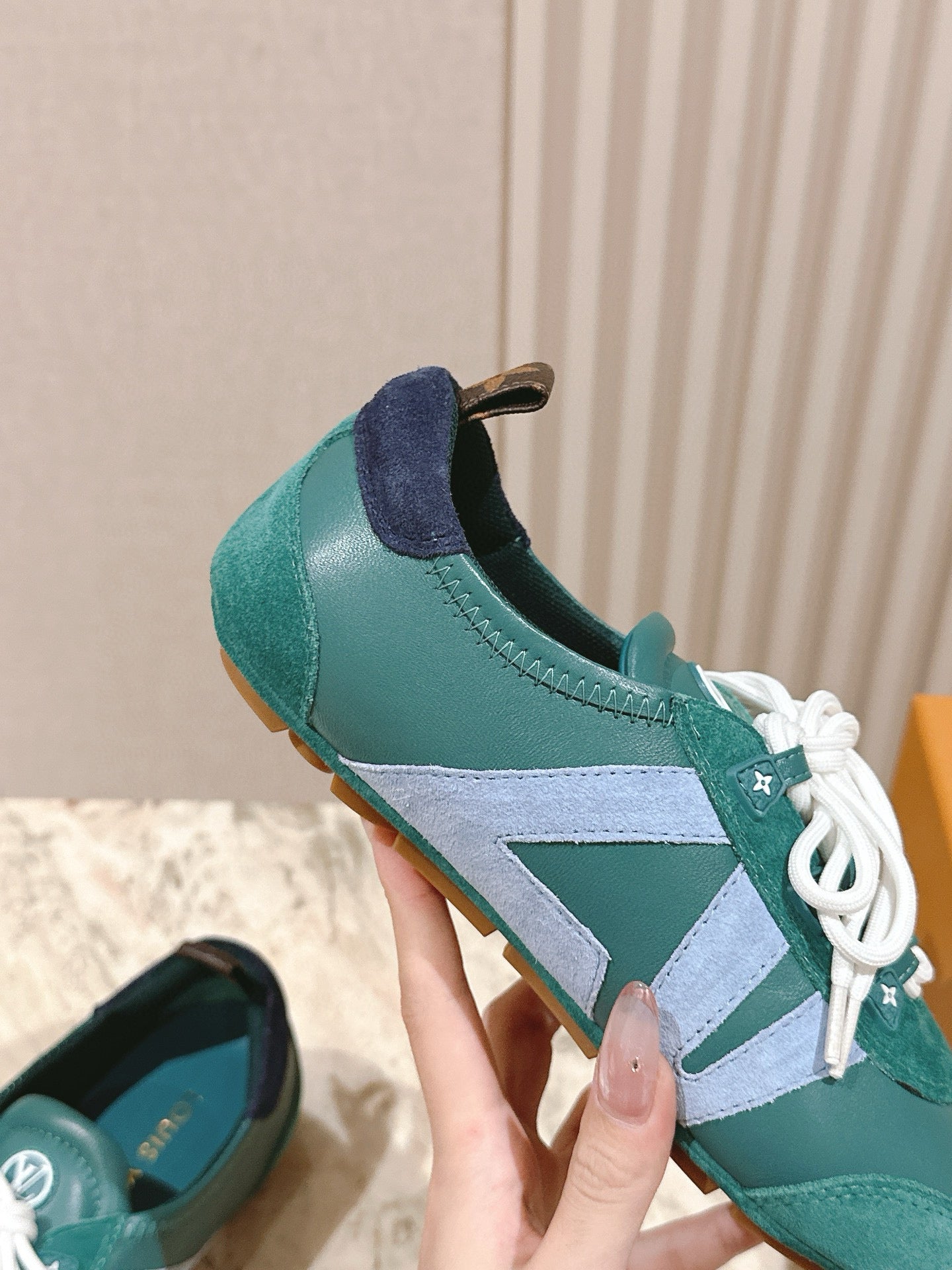 Sneakerina