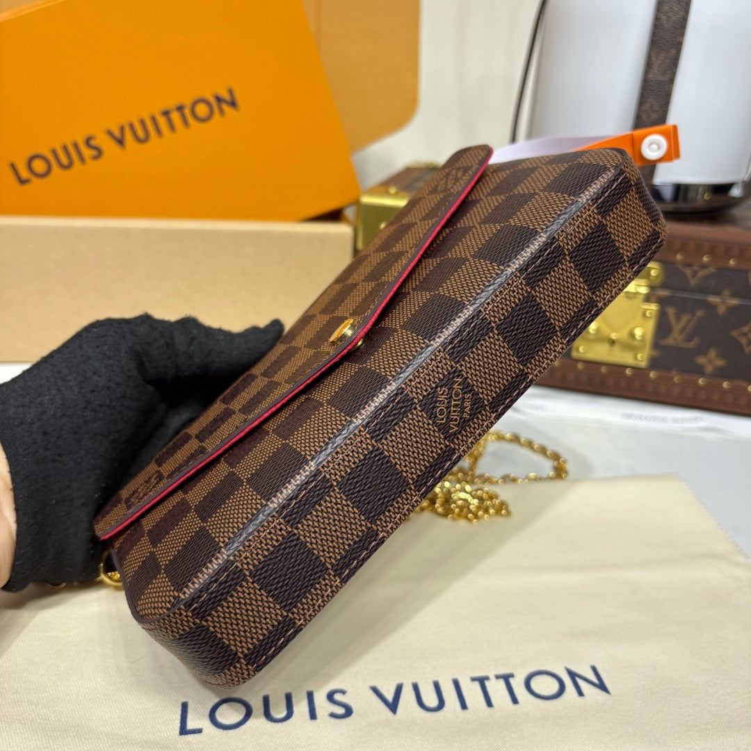 Felicie Pochette