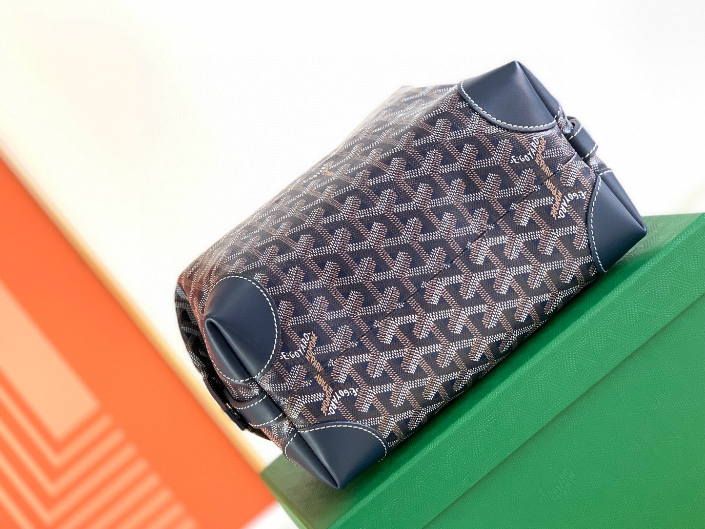 Goyard Boeing 25