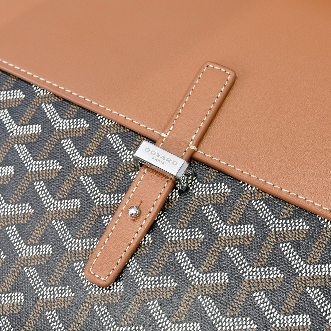 Gyrd Coursıer Messenger