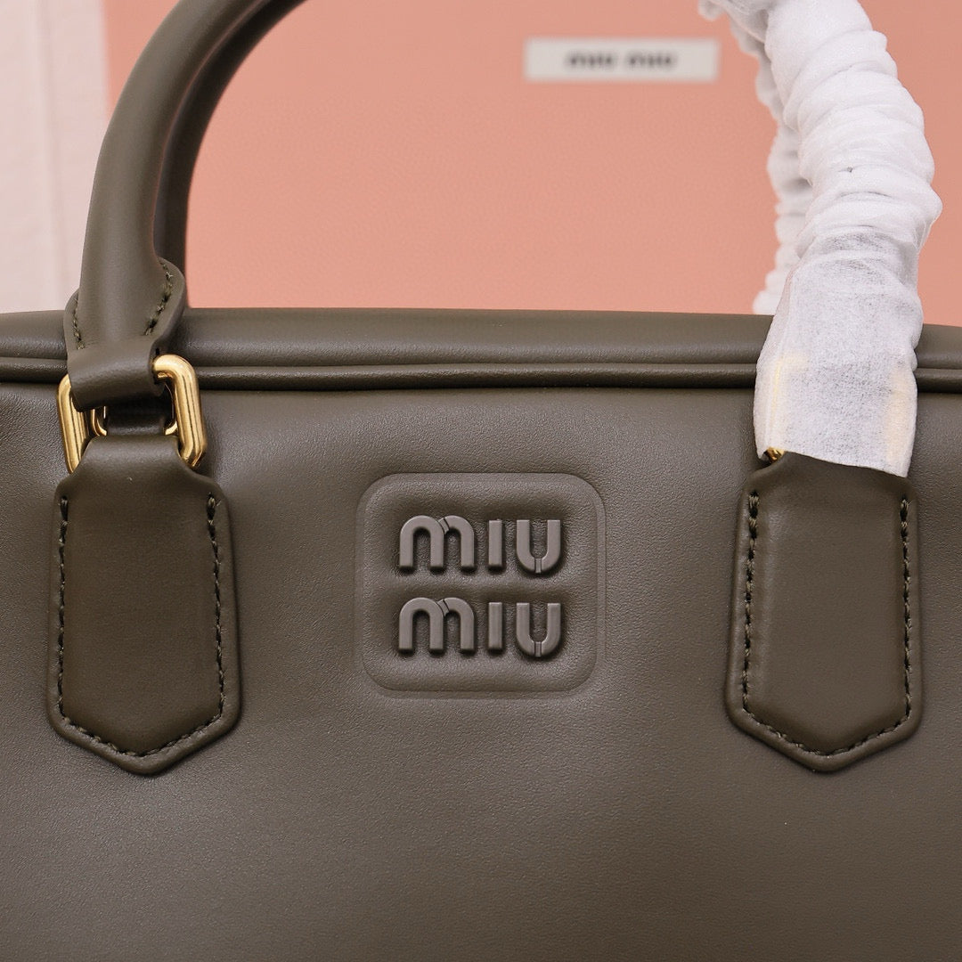 Miu Miu Arcadie