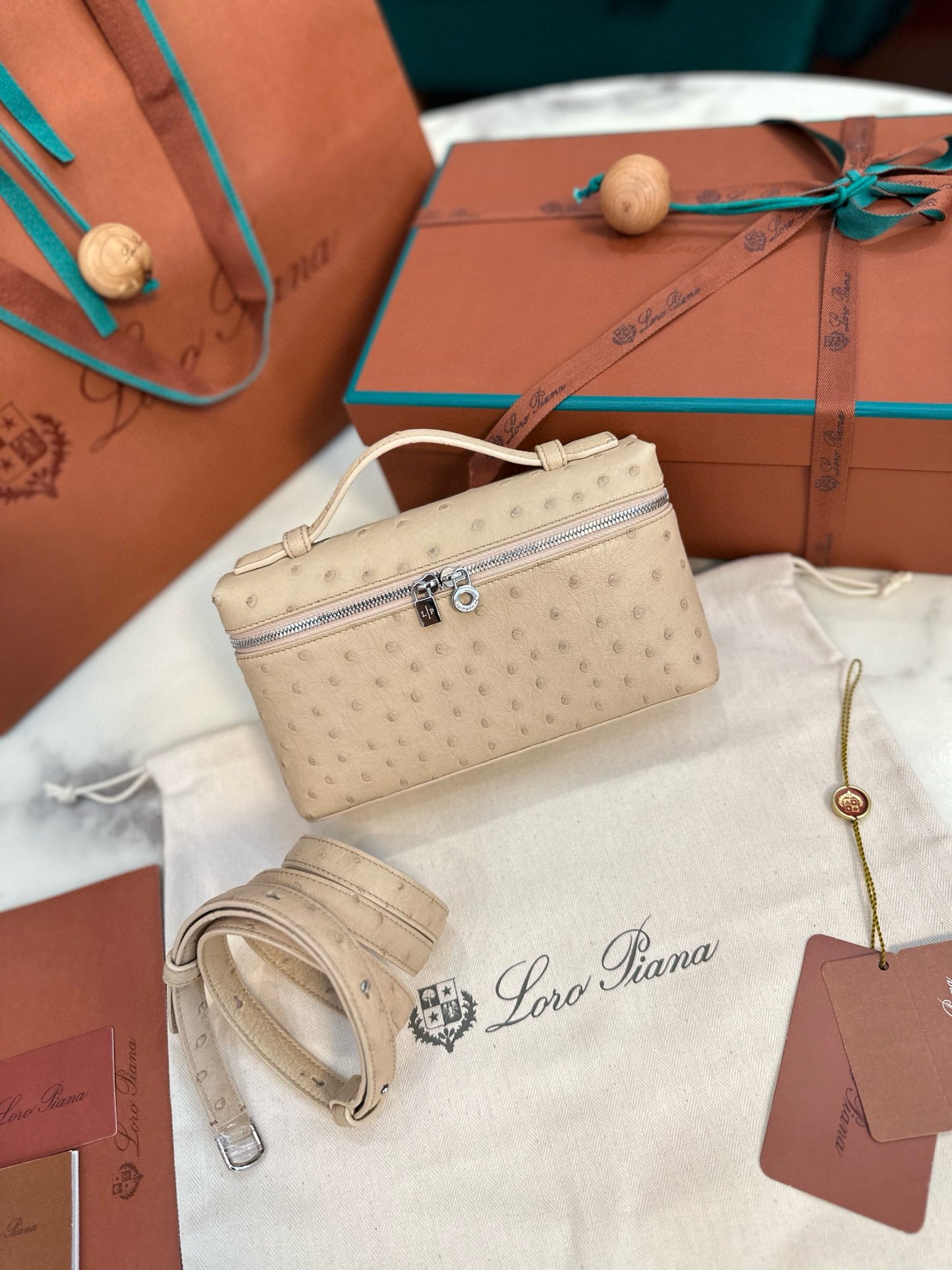 Loro Piana Extra Pocket L19 Ostrich