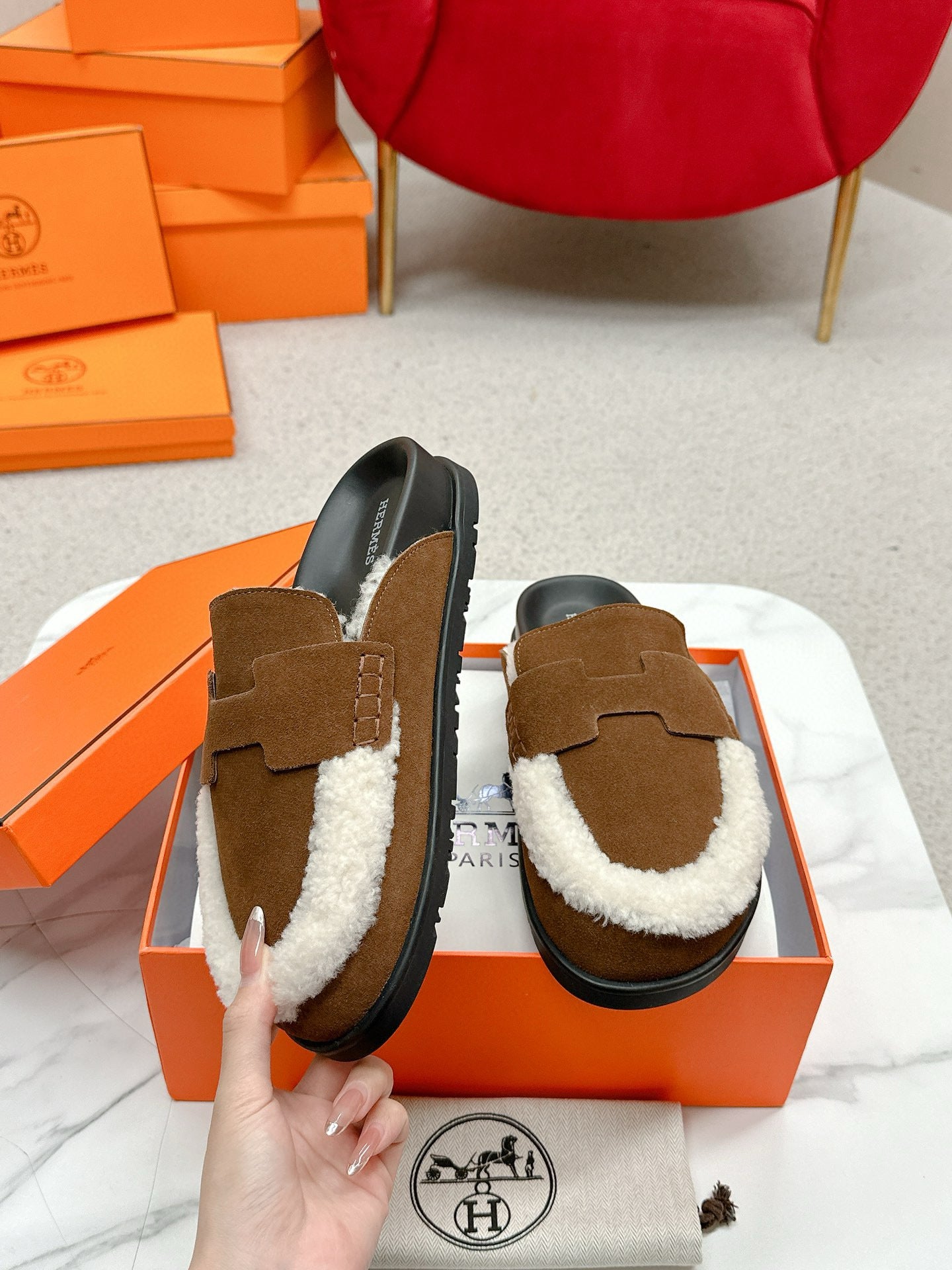 Hermes Slipper