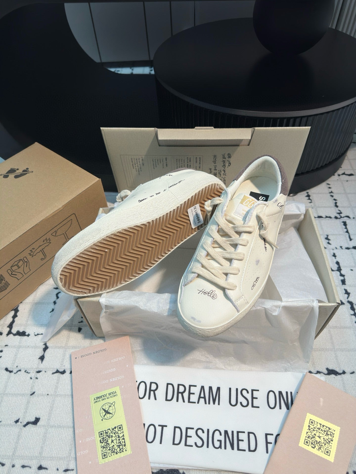 Golden Goose Sneaker