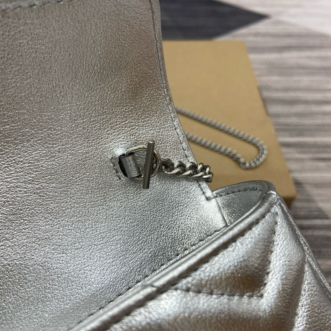 Gucci GG Marmont Super Mini