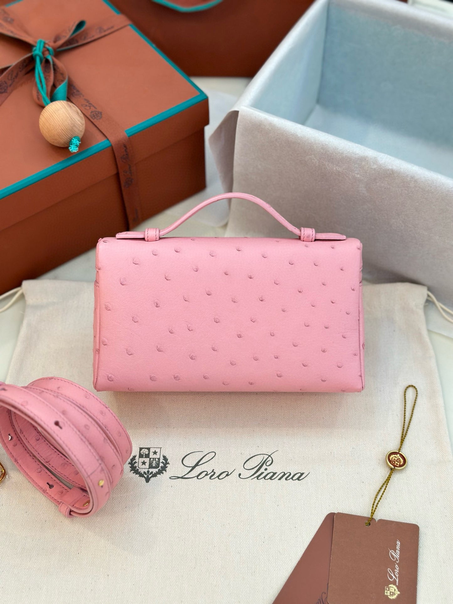 Loro Piana Extra Pocket L19 Ostrich