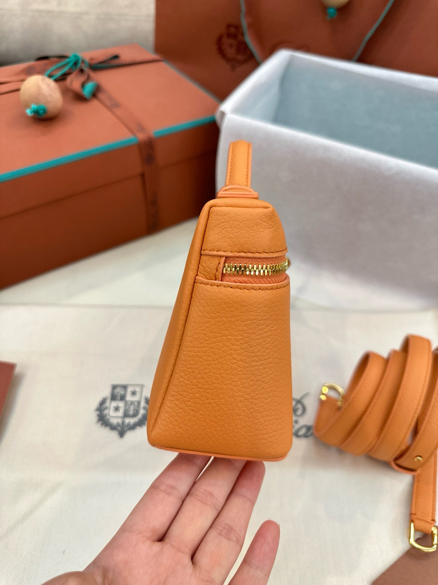 Loro Piana Extra Pocket L19