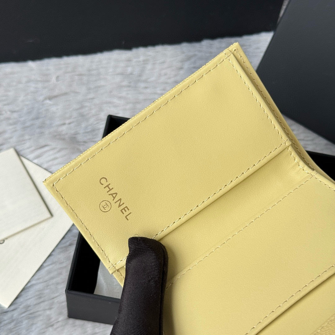 Classic Small Compact Wallet