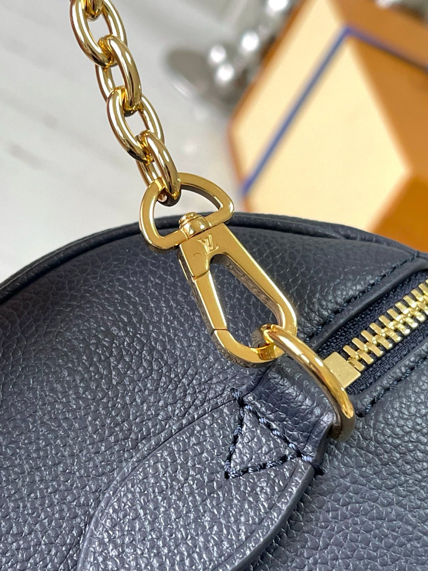 Louis Vuitton Speedy Bandouliere 20